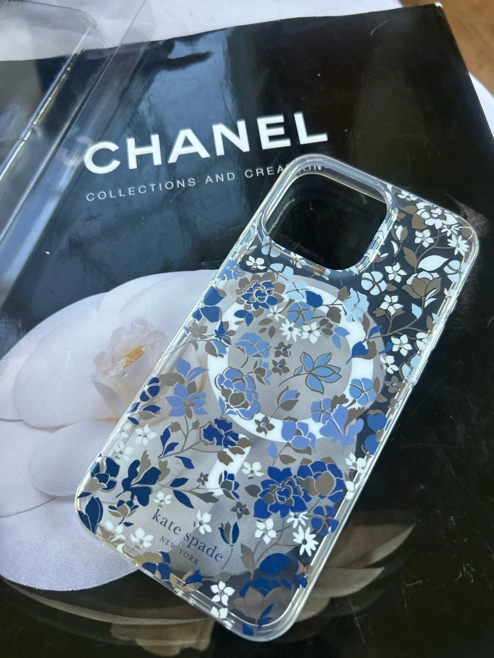 kate spade iPhone pro maxBlue Tan Floral Clear iPhone Case with PopSocket Ring